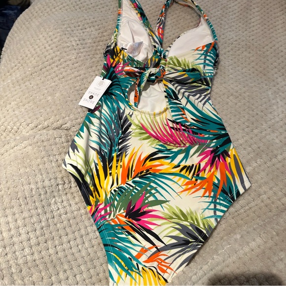 SHADE & SHORE size XLARGE Women's Ring Detail One Piece Swimsuit NEW - Picture 8 of 13